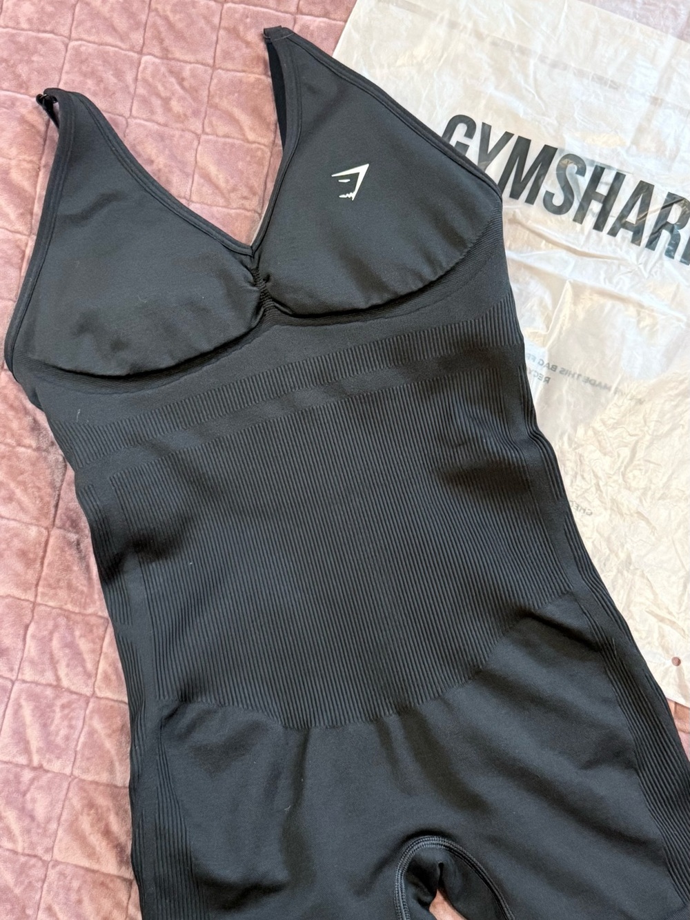 Gymshark Women's Black Seamless V-Neck Bodysuit size MEDIUM